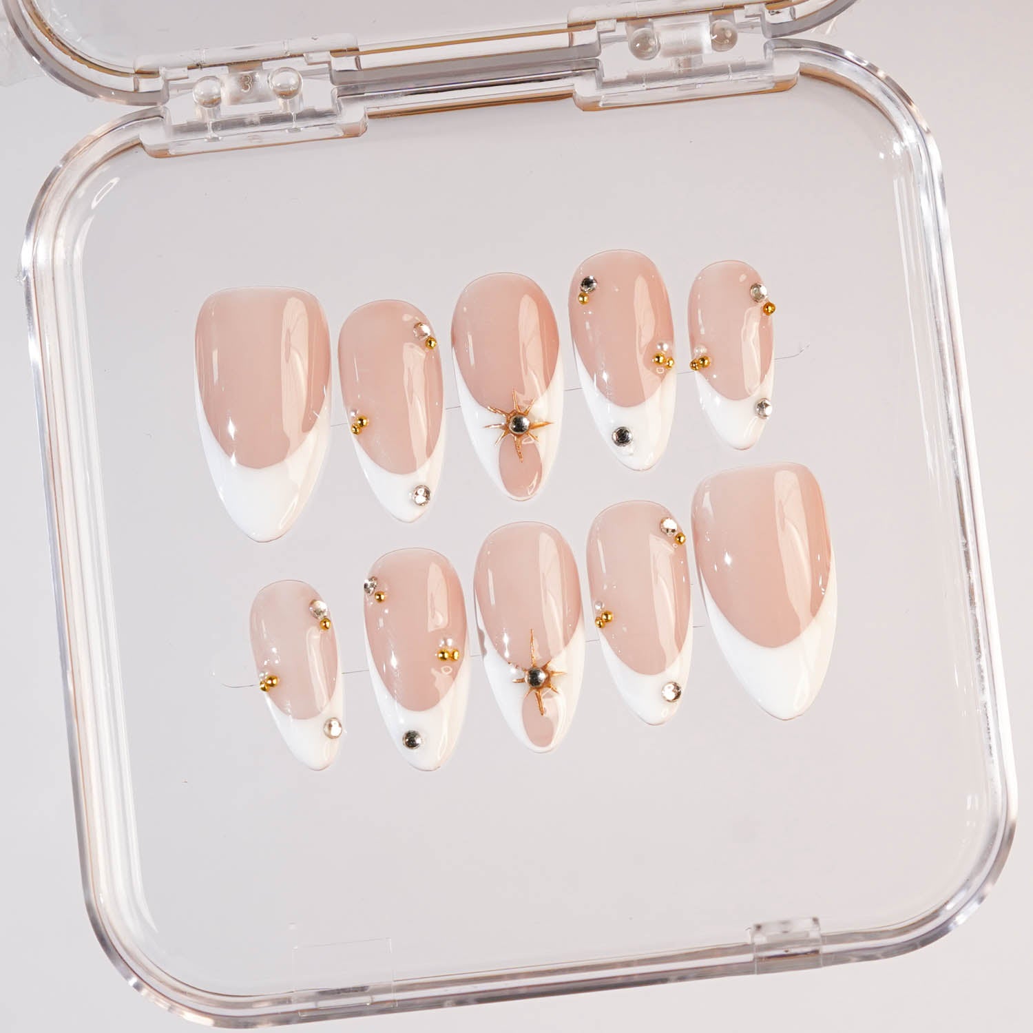 French Diamond Dots